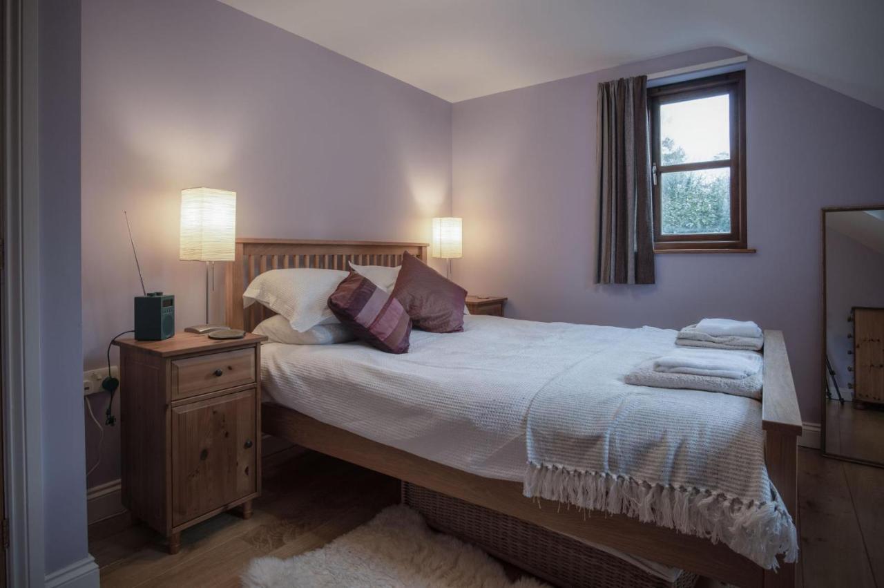 Llais Afon - 3 Bedroom Holiday Home - Fishguard Exterior photo