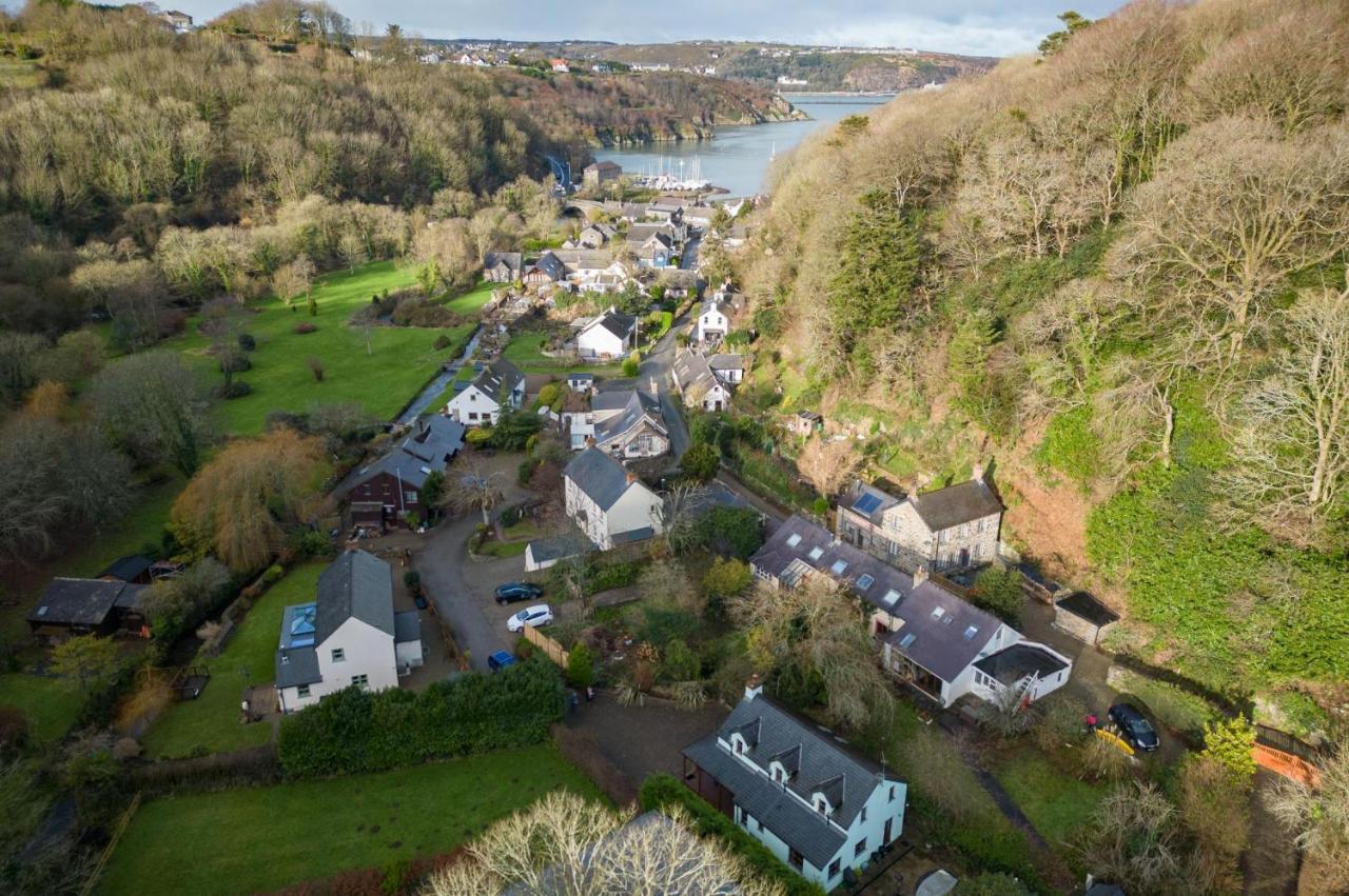 Llais Afon - 3 Bedroom Holiday Home - Fishguard Exterior photo