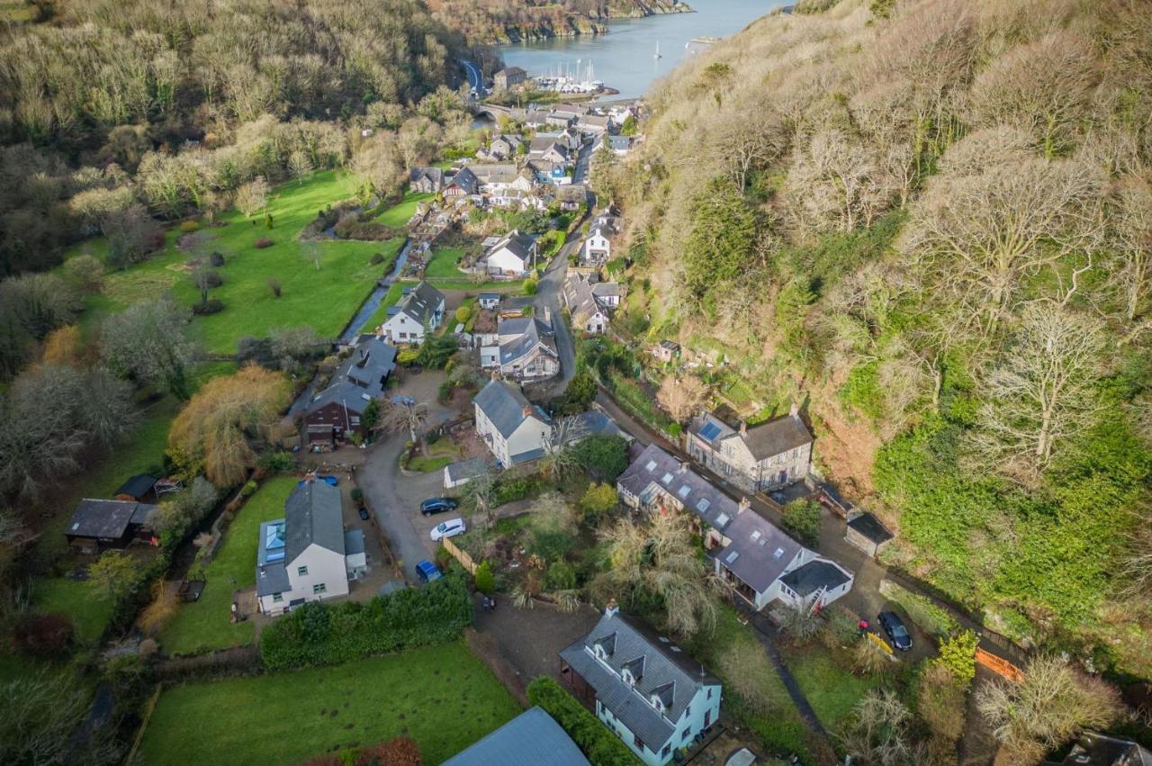 Llais Afon - 3 Bedroom Holiday Home - Fishguard Exterior photo